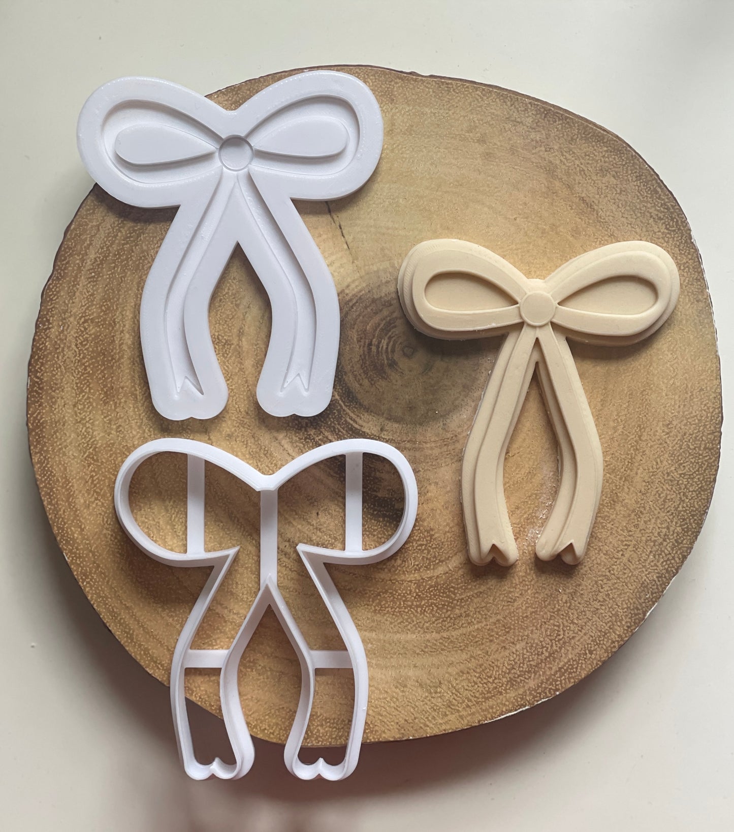 Skinny Delicate Bow | Debosser and Cutter Set