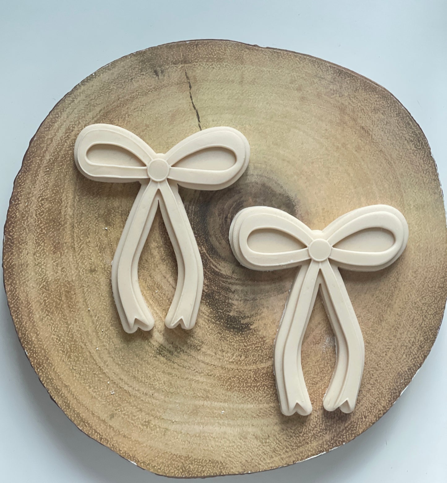 Skinny Delicate Bow | Debosser and Cutter Set