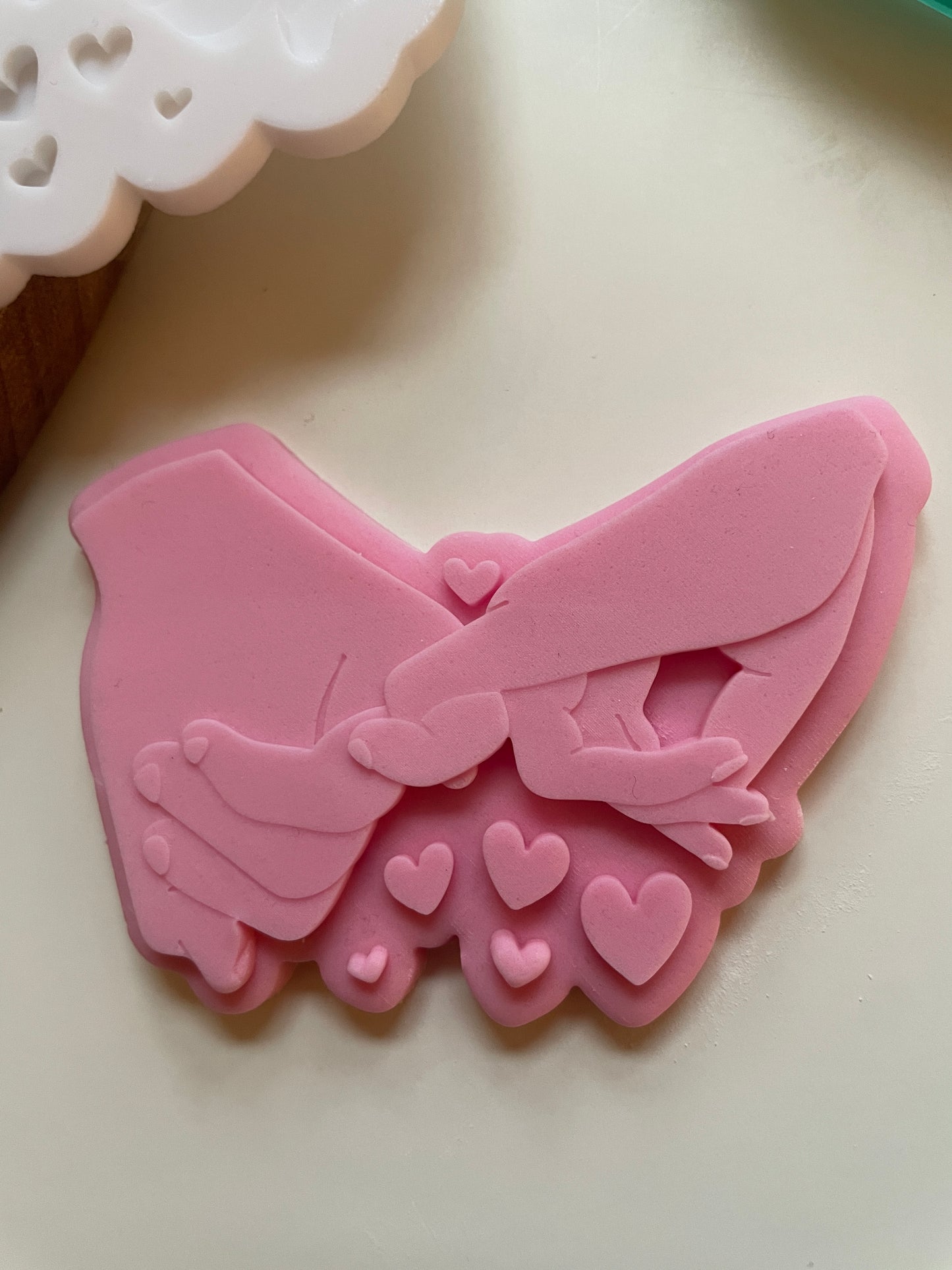 Holding hands with hearts Embosser and cutter set for fondant 