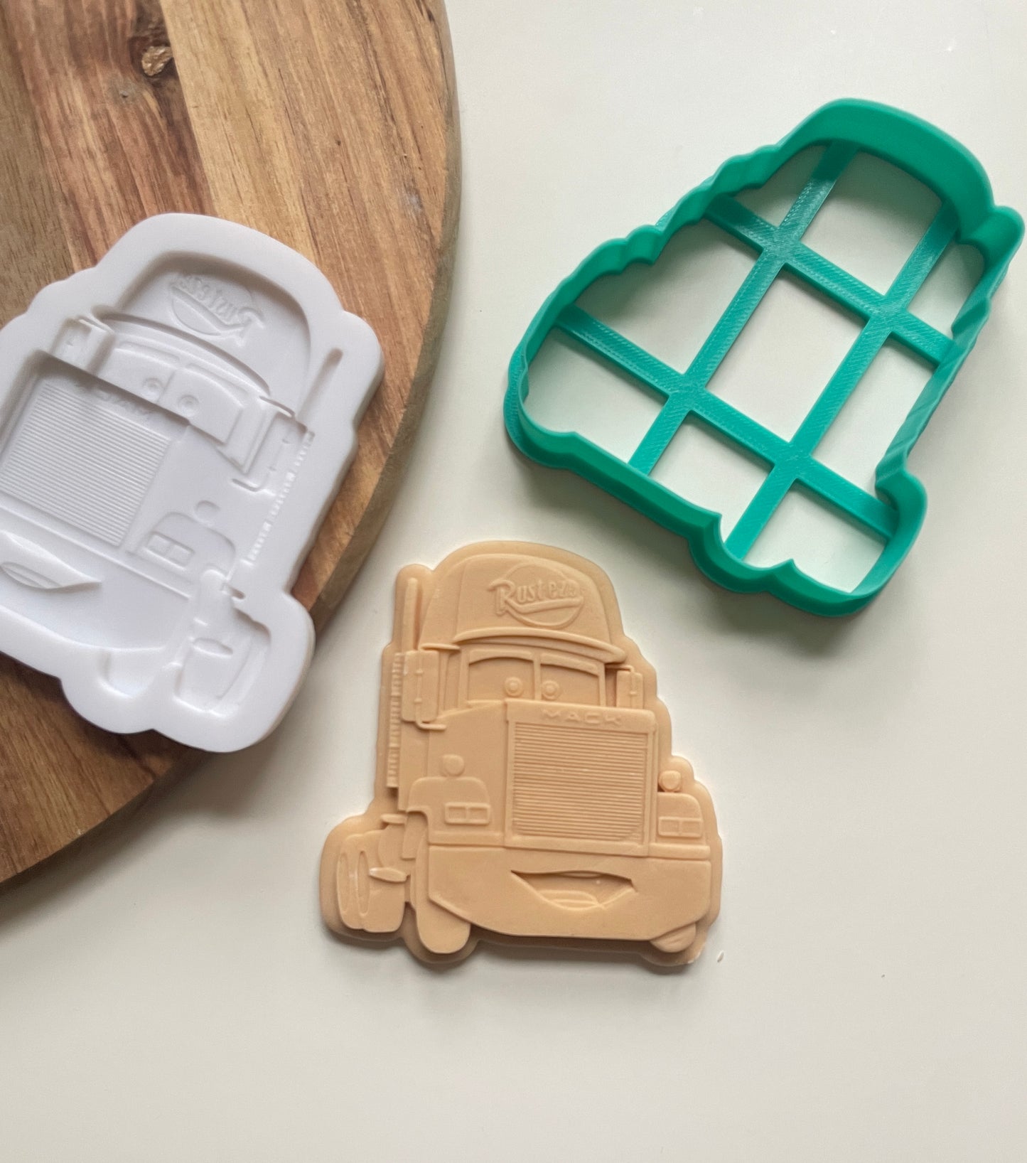 Tow Mater Cars Theme | Debosser / Embosser And Cutter Set