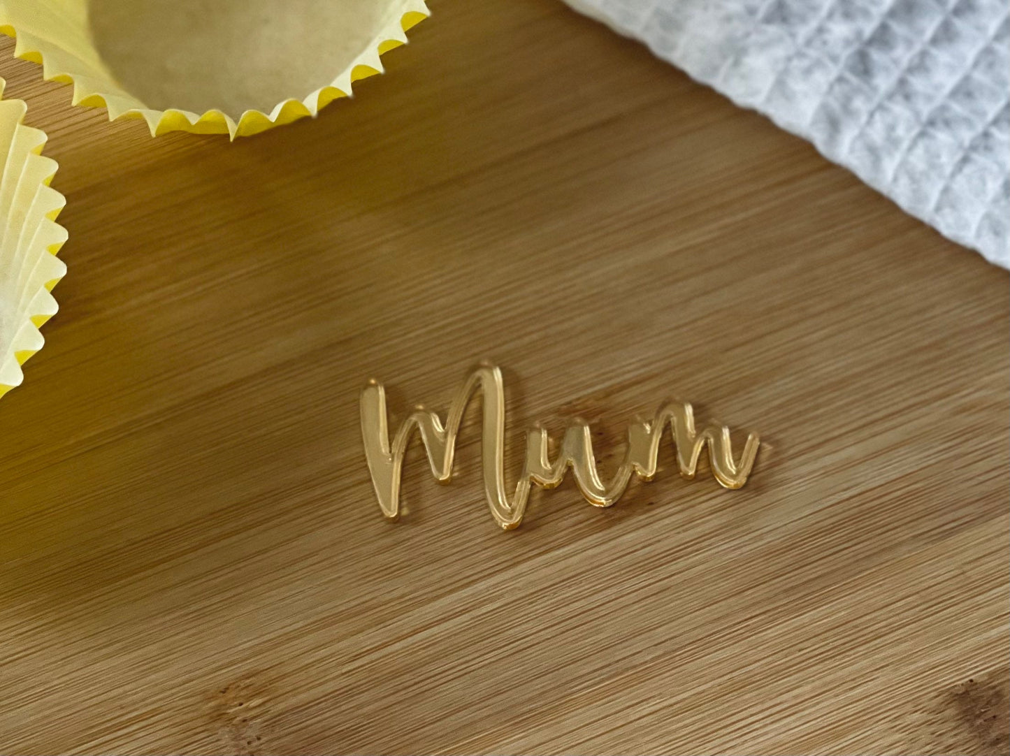 Gold acrylic mum charm. Cupcake charm. Cakescicles charm. Tray bake charm. Acrylic toppers. Mother’s Day cake charms. Mum cake topper charm