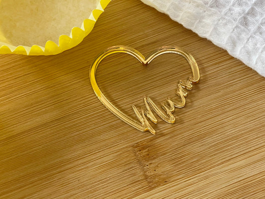 Gold acrylic mum heart charm. Cupcake charm. Cakescicles charm. Tray bake charm. Acrylic toppers. Cake topper