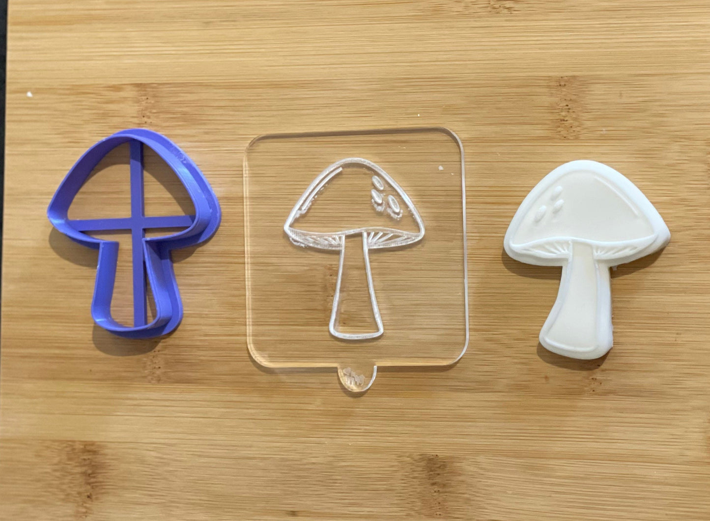 Mushroom Debosser. Cute fairy garden mushroom debosser and cutter. Mushroom cookie / fondant cutter.