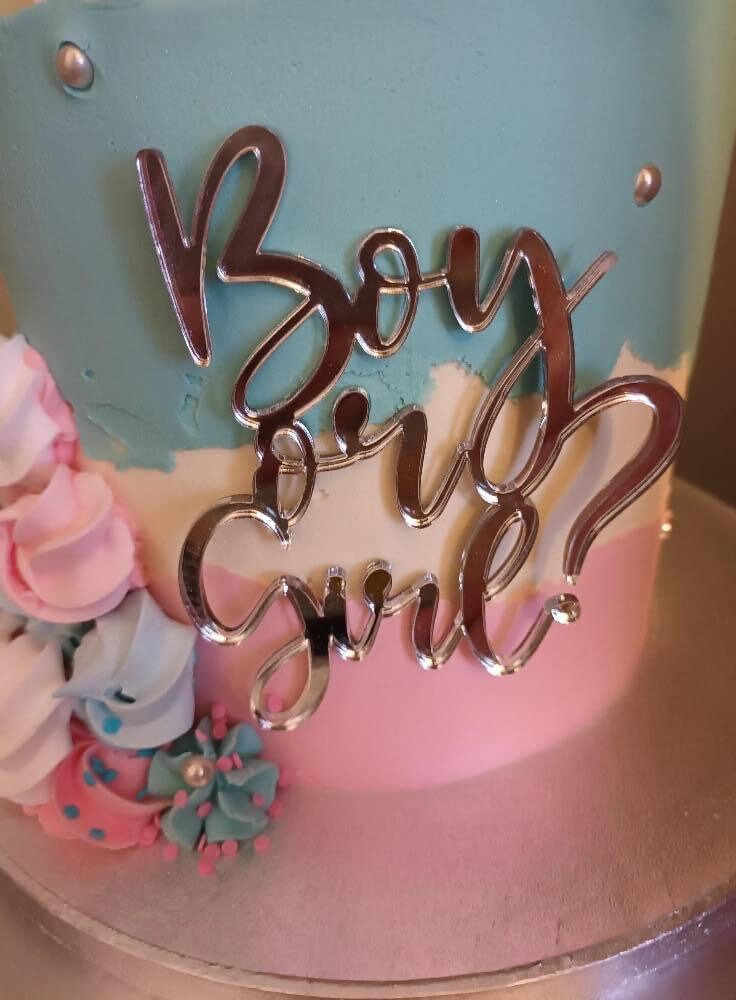 Boy or girl acrylic cake charm. Mirror gold acrylic. Silver mirror acrylic. More colours available.