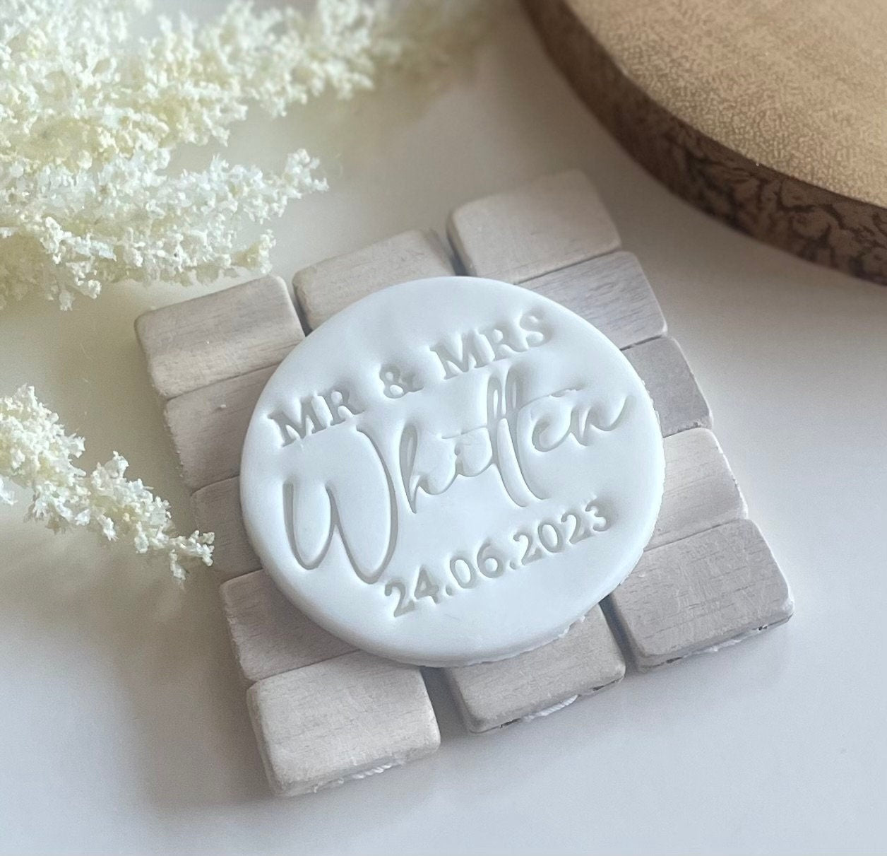 Wedding favour stamp. Personalised Mr and Mrs wedding stamp. Wedding date and Name stamp.