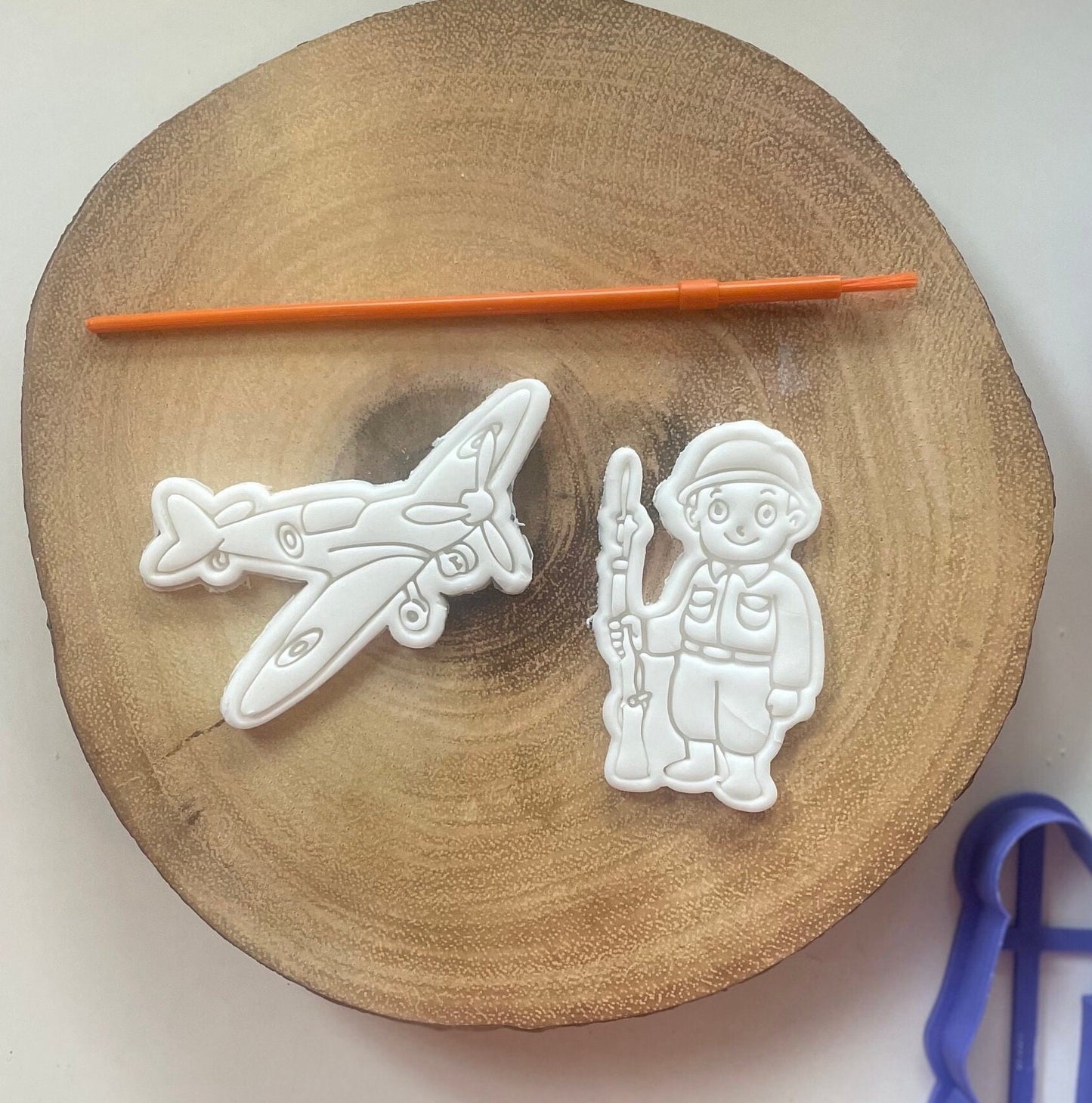 Soldier stamp and cutter set. Paint your own cookie stamps.