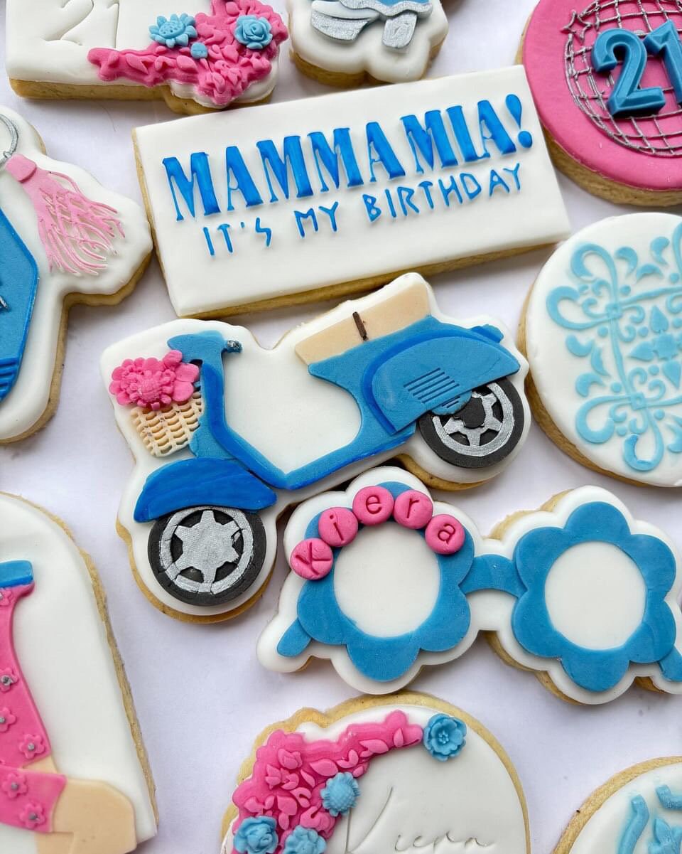 Mamma Mia Its My Birthday| Embosser / Debosser And Cutter Set