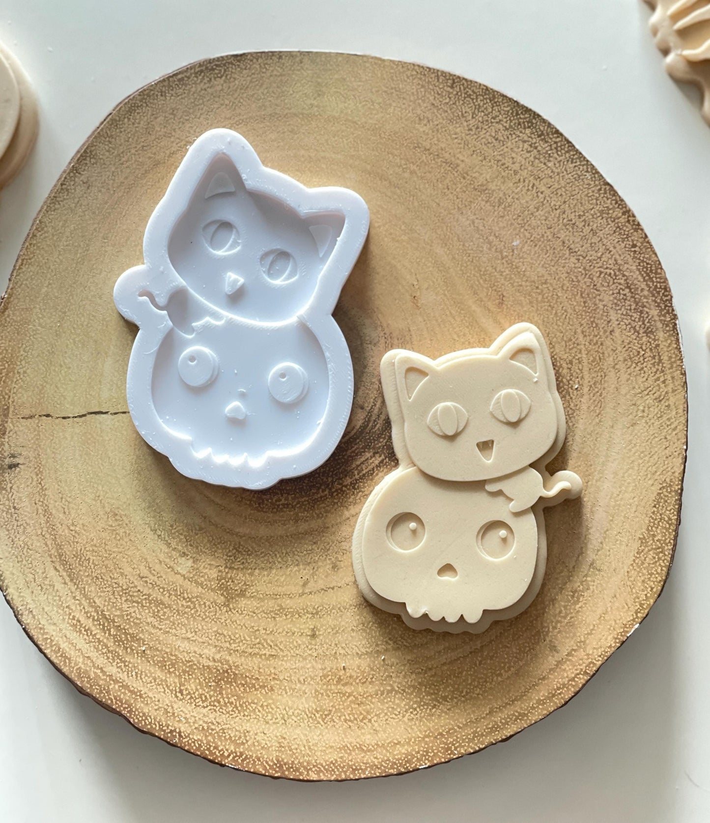 Cute Cat On Skull | Debosser And Cutter Set